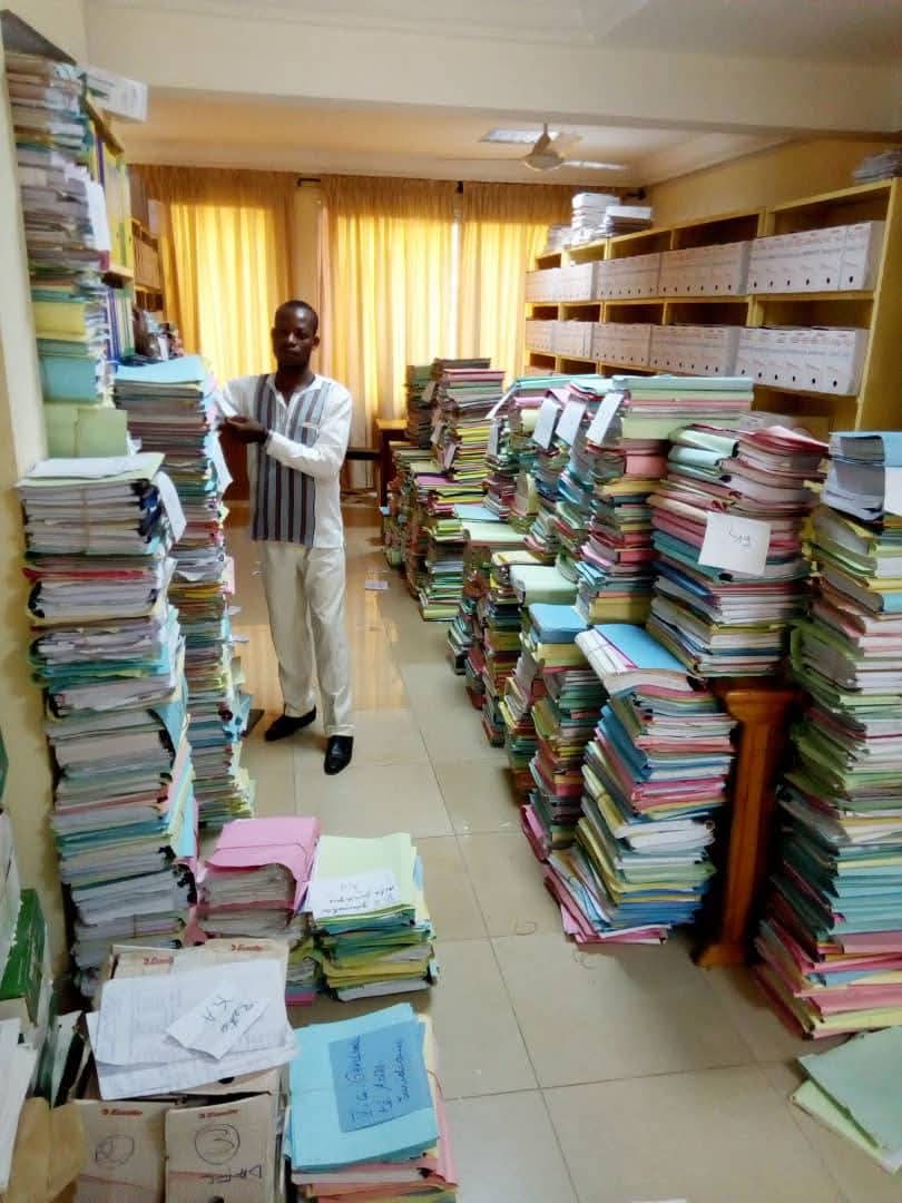 Opération de manutention et de déplacement de boîtes d’archives